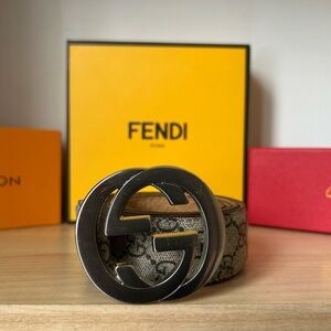 Gucci Belt with Sliver Interlocking G Buckle